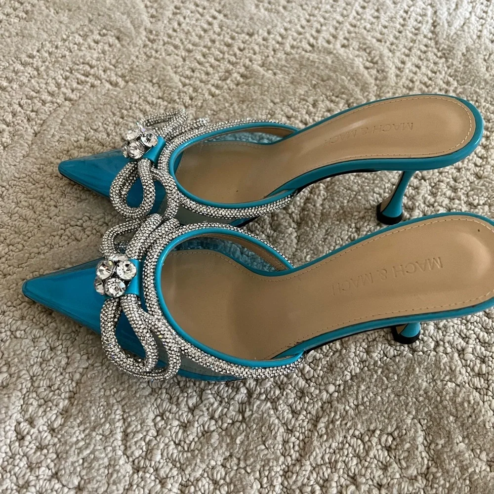 Mach & Mach double bow crystal embellished pvc pumps. Size 7. Blue. New - Picture 2 of 6